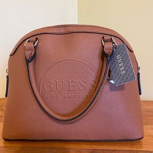 Guess sachet NWT